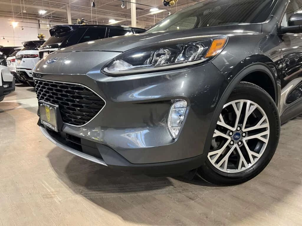 Ford Escape * SEL LEATHER SEAT NAVIGATION HEATED SEAT * CARFAX, снимка 3 - Автомобили и джипове - 53848925