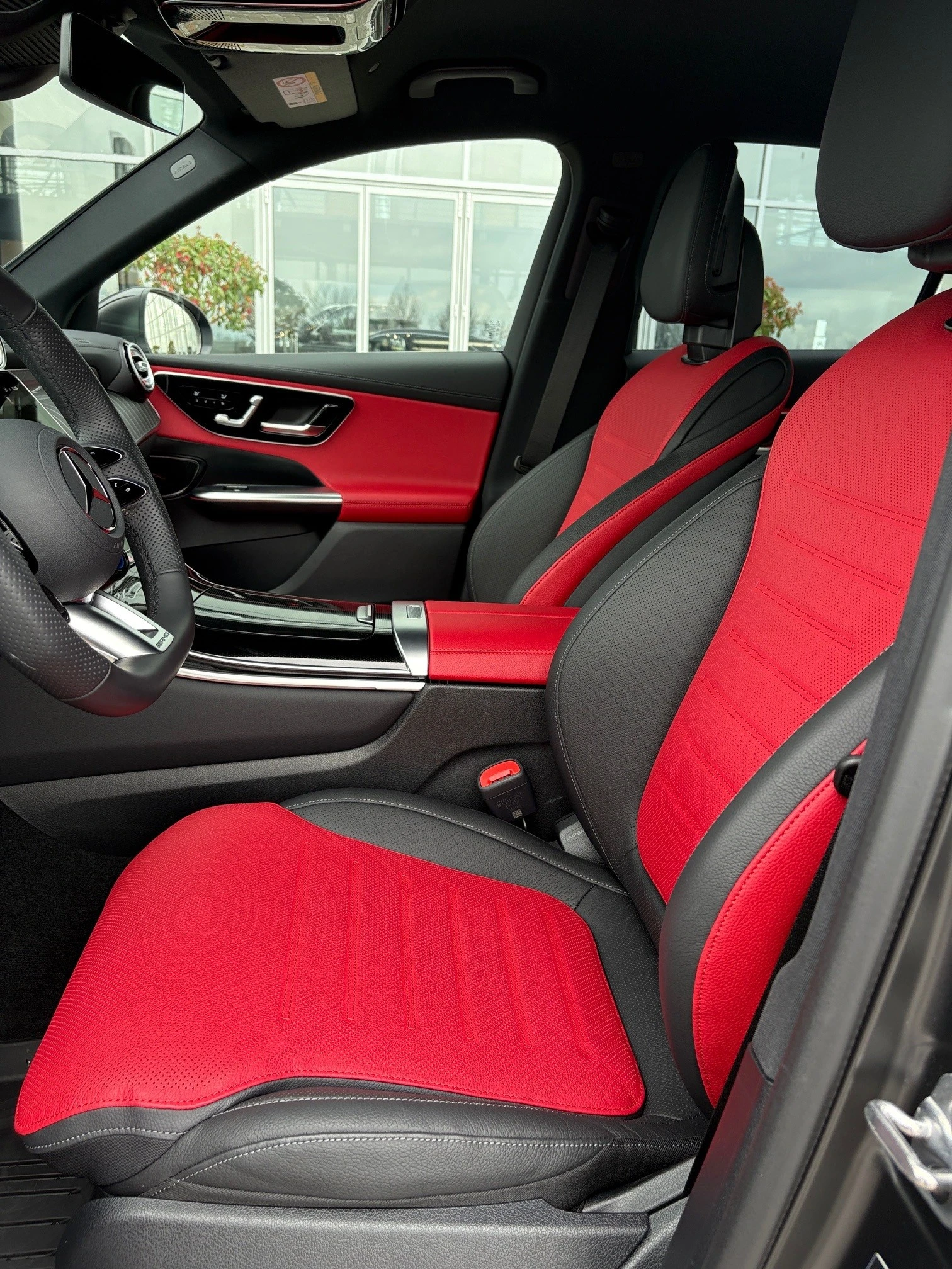 Mercedes-Benz GLC 43 AMG 4MATIC, снимка 11 - Автомобили и джипове - 53988944