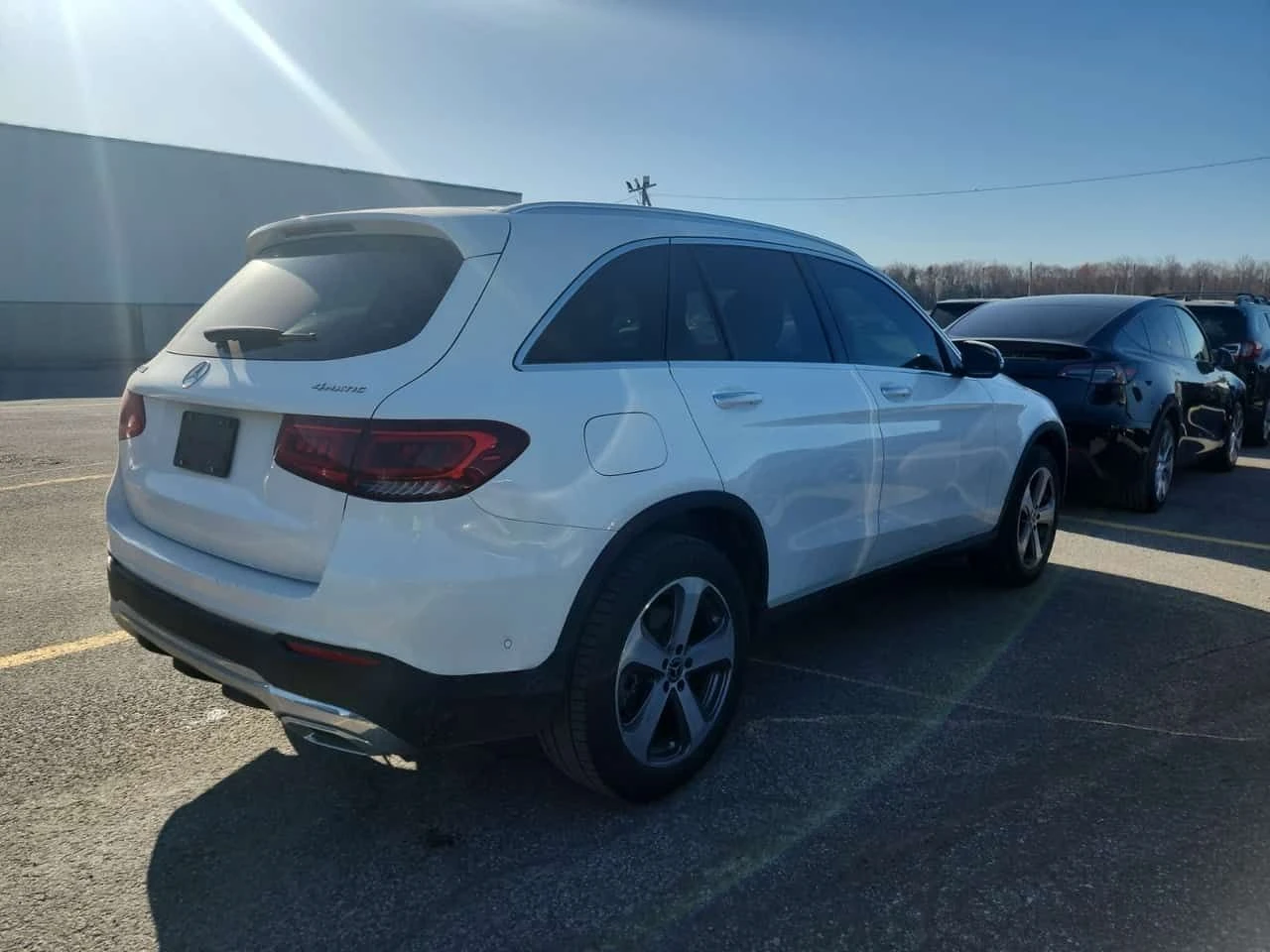 Mercedes-Benz GLC 300 ПОДГРЕВИ * ПАНО * KEYLESS * 360 * CARFAX, снимка 3 - Автомобили и джипове - 54341441