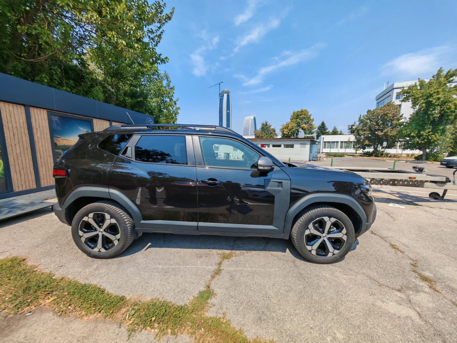 Dacia Duster 1999Евро за получаване, Jurney - газ, автомат, 4x4, снимка 4 - Автомобили и джипове - 55704683