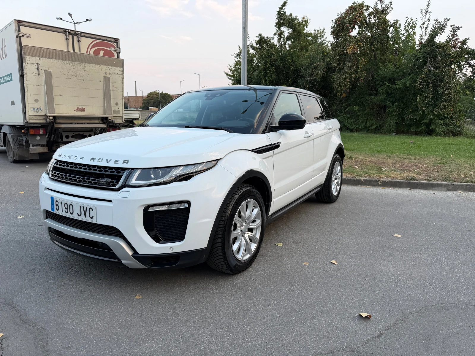 Land Rover Range Rover Evoque         2.0 Td4 HSE R-Dynamic, снимка 5 - Автомобили и джипове - 55727226