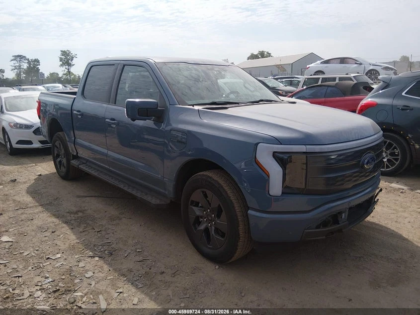 Ford F150 F-150 Lightning Lariat