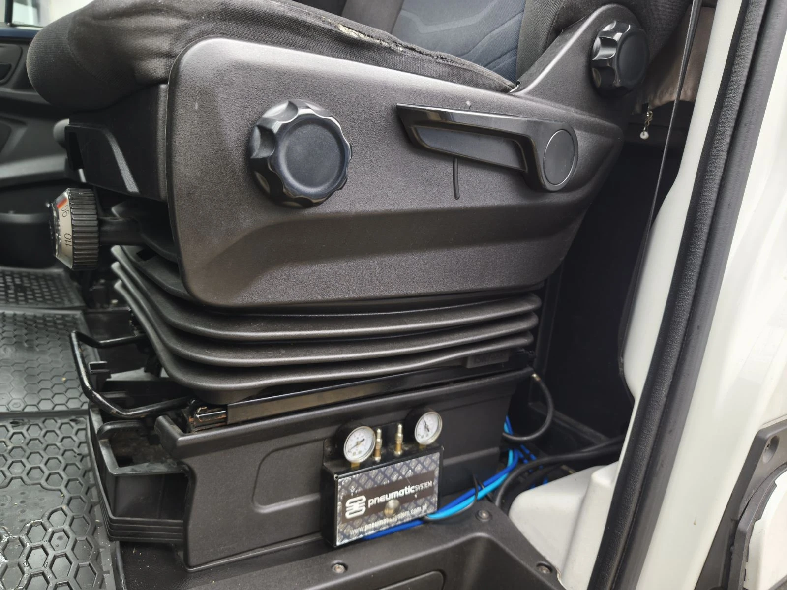 Iveco Daily ДВОЙНА КАБИНА ///  ЛИЗИНГ - изображение 7