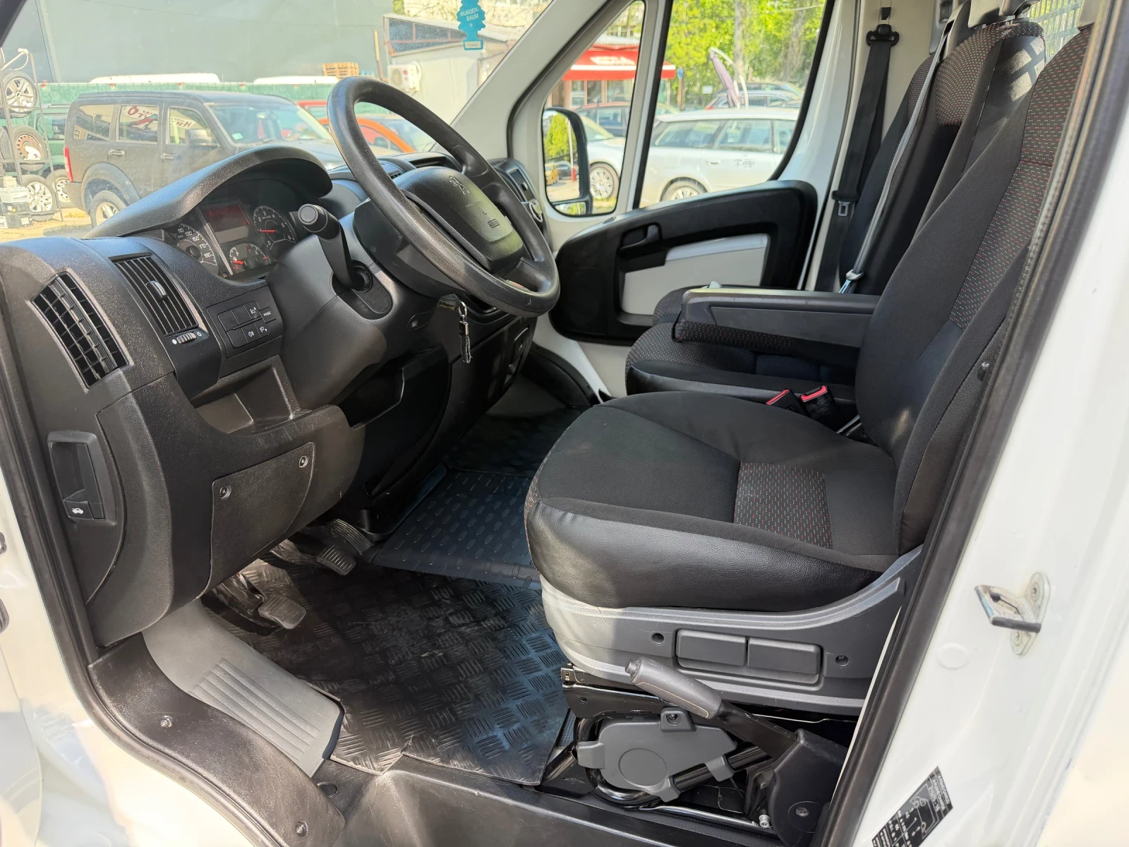 Peugeot Boxer Pick-up 435 L3, 163 HP, снимка 13 - Бусове и автобуси - 54343711