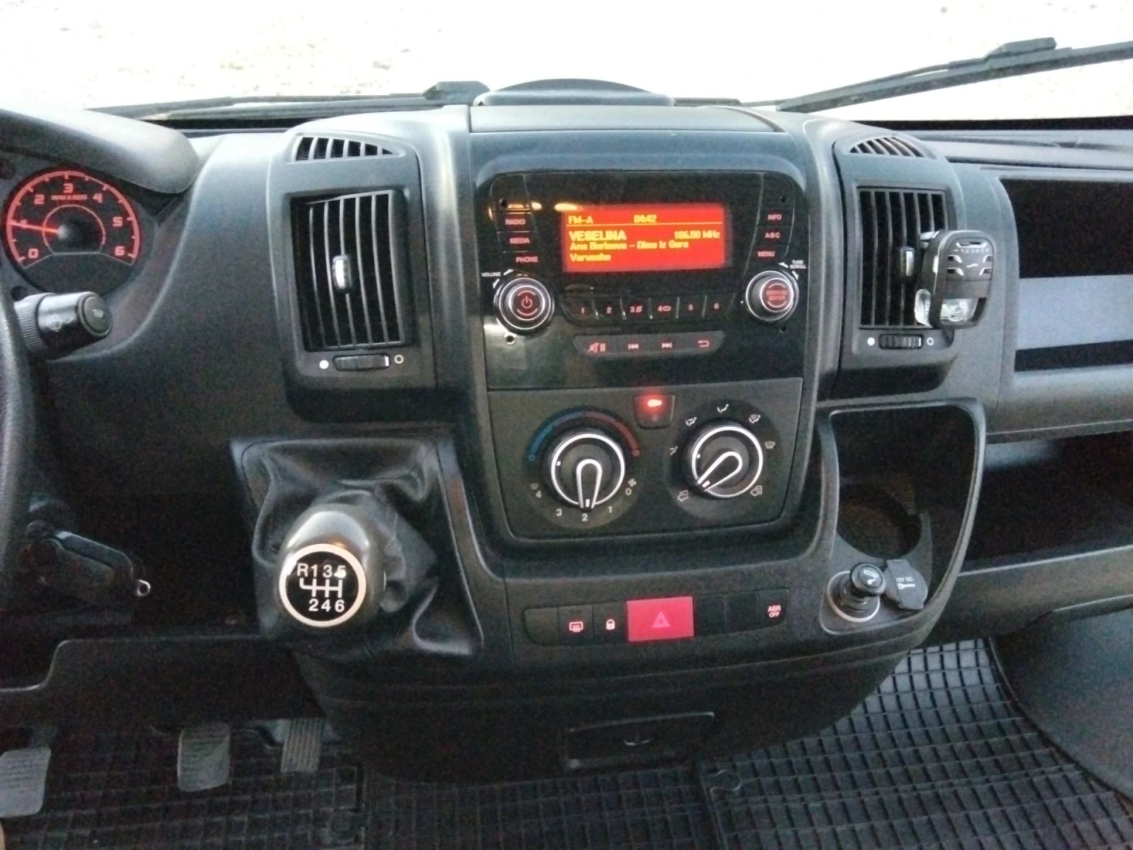 Peugeot Boxer 2.0hdi/Италия, снимка 11 - Бусове и автобуси - 54814340