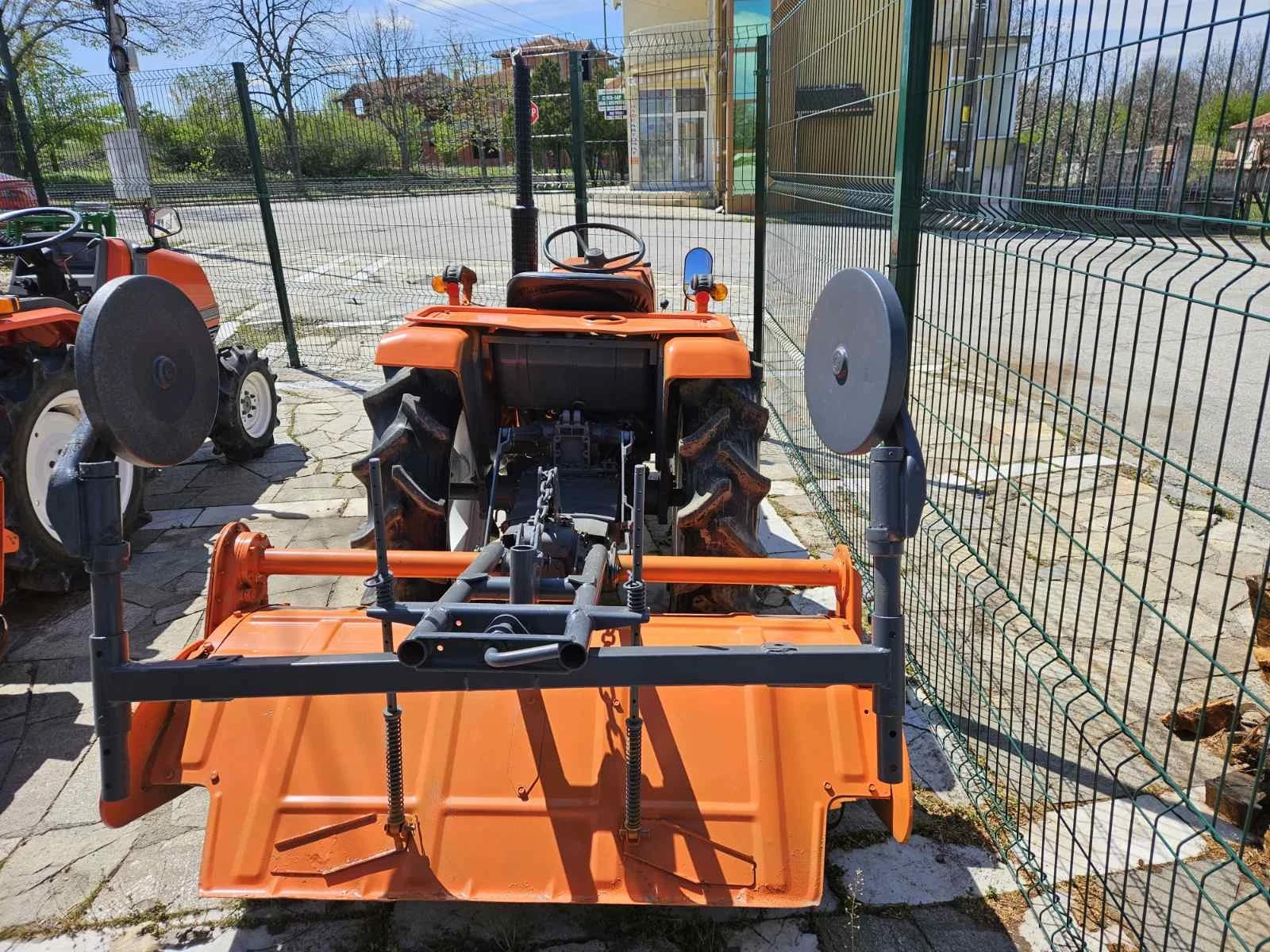 Трактор Yanmar KUBOTA-B1600, 4x4 - изображение 7