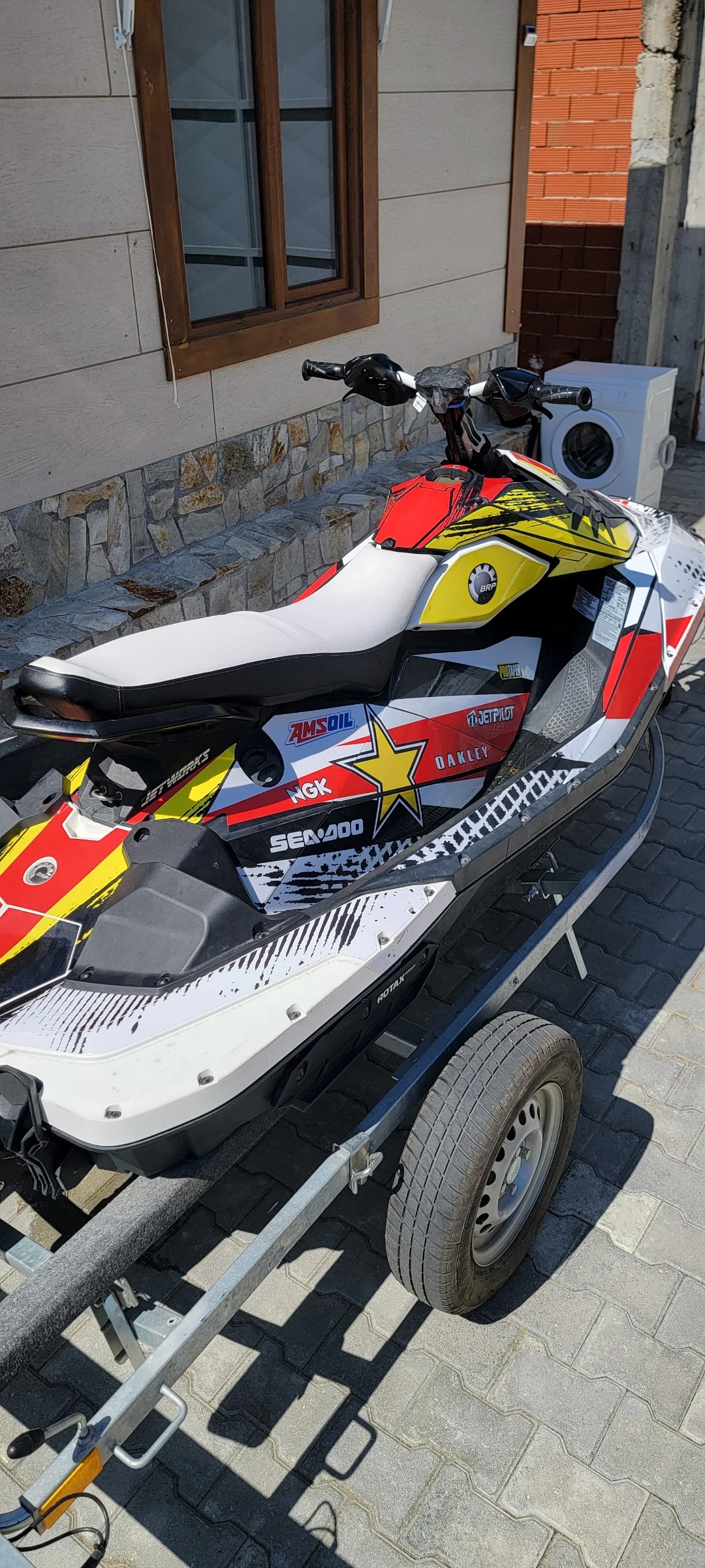 Джет Bombardier Sea Doo SPARK TRIXX 2UP - изображение 4