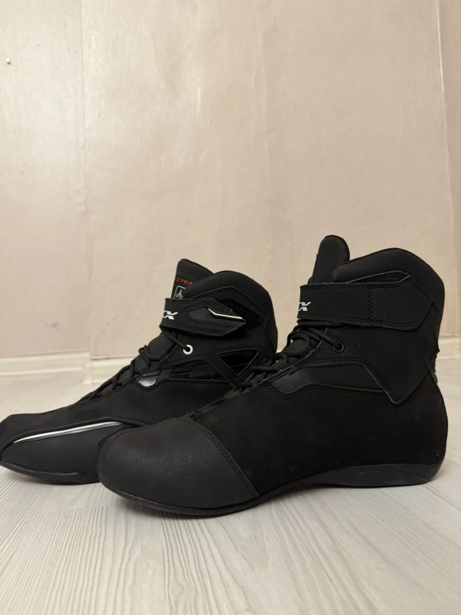 ����� ���� ������ TCX | Mobile.bg � ����������� 4