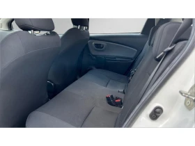 Toyota Yaris 1.5 HSD, Месечна вноска от 222   - 11990 € / 23450.40 лв. - 72806095 12