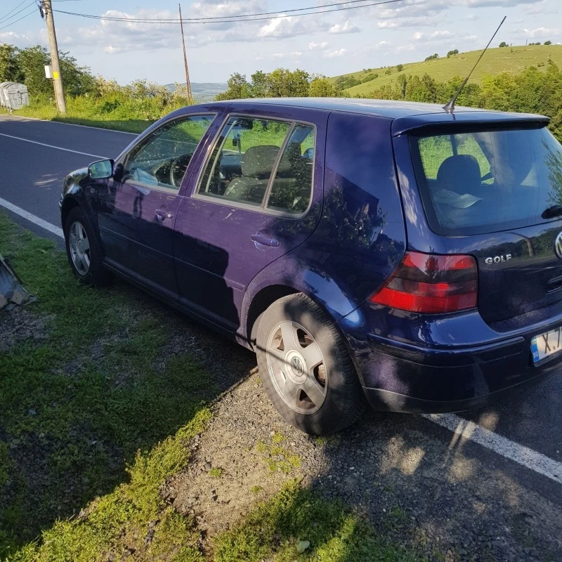 VW Golf 1.9tdi 110 kc., снимка 1 - Автомобили и джипове - 46540831