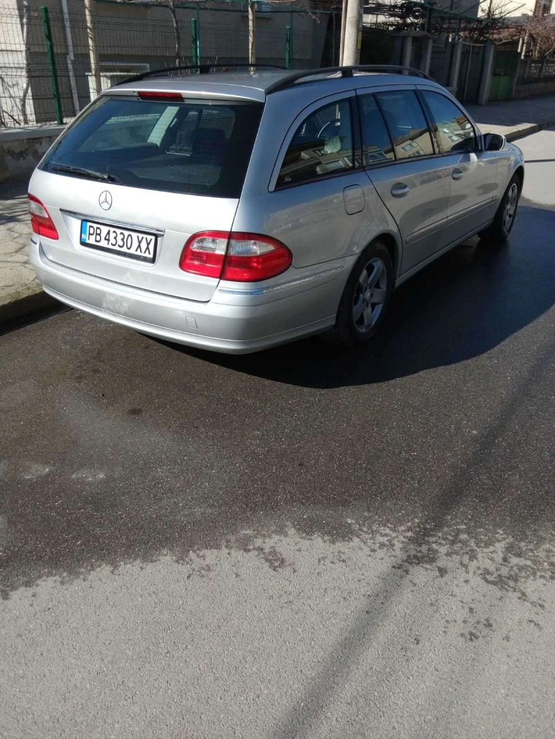 Mercedes-Benz E 320, снимка 4 - Автомобили и джипове - 46590837