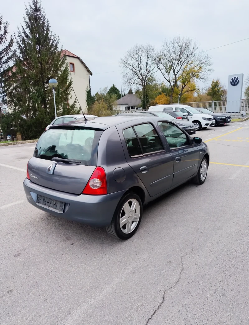 Renault Clio 1.2i , снимка 5 - Автомобили и джипове - 48207737