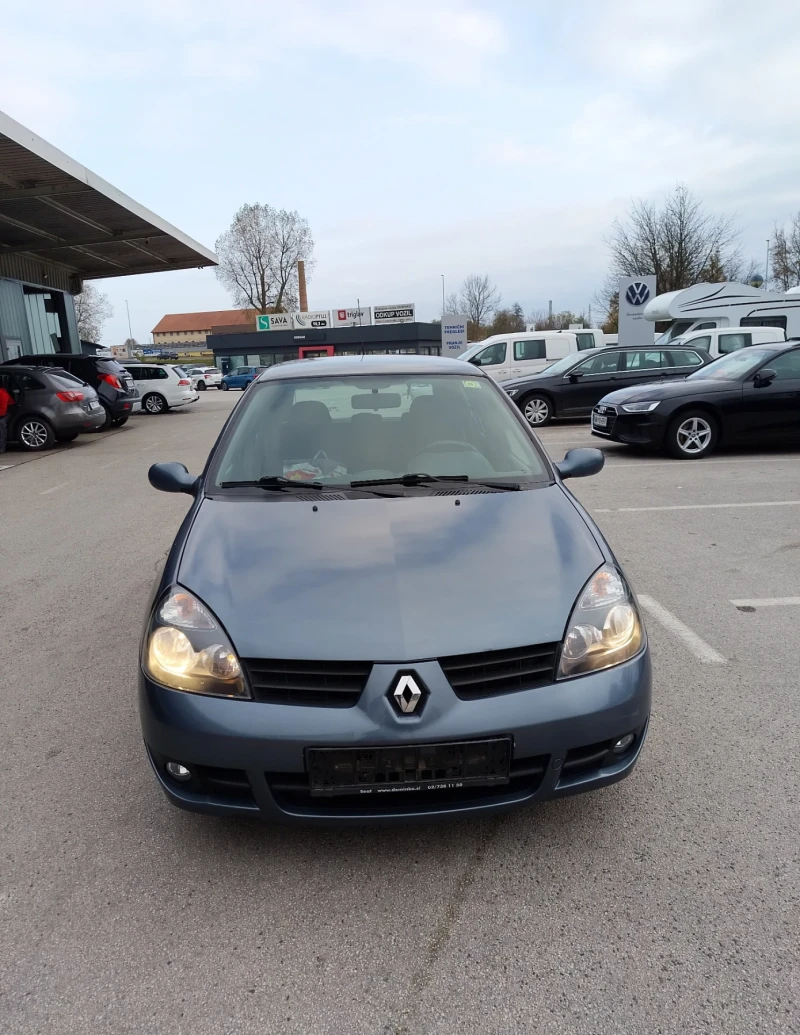 Renault Clio 1.2i , снимка 3 - Автомобили и джипове - 48207737