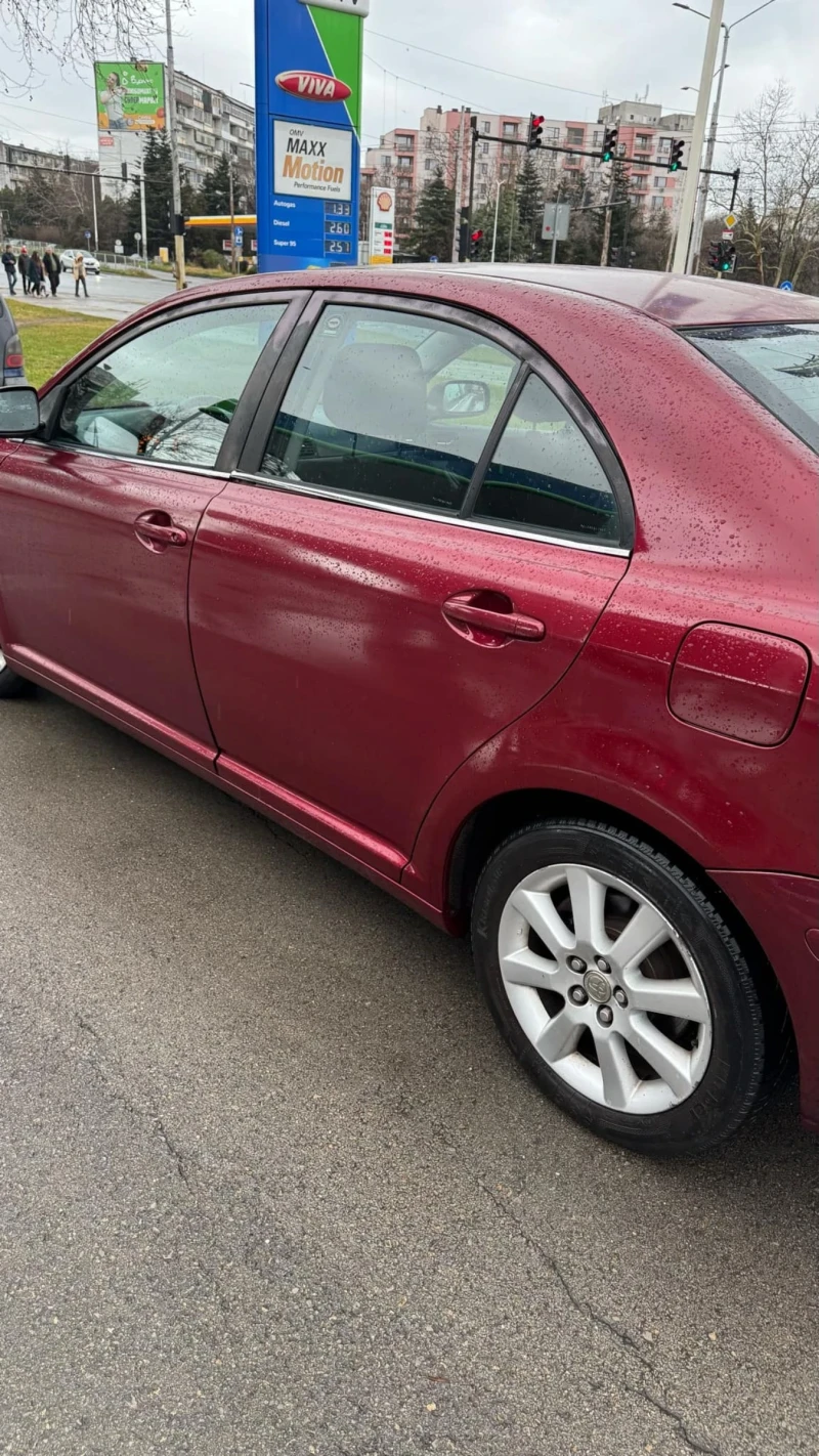 Toyota Avensis, снимка 4 - Автомобили и джипове - 48458238