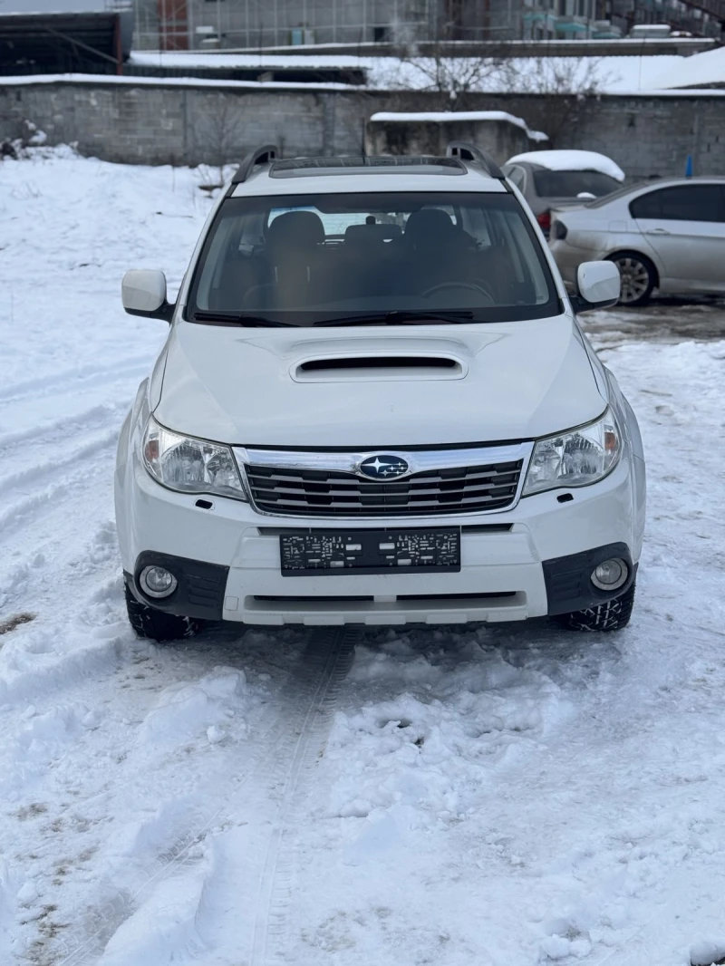 Subaru Forester 2.0, 4x4, ПОДГРЕВ, ПАНОРАМА, снимка 1 - Автомобили и джипове - 48706048