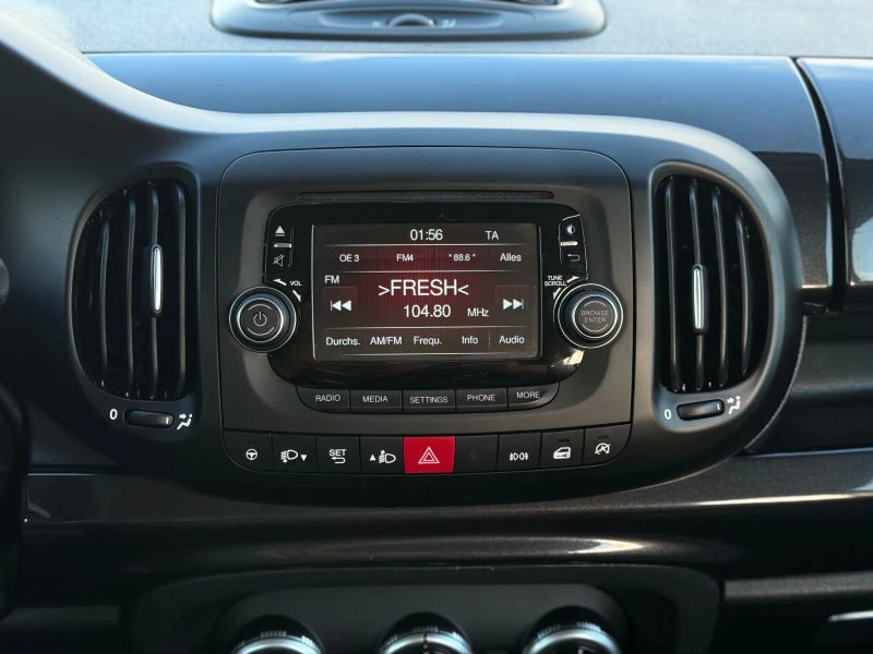 Fiat 500L 1.6 Multijet* ПЕРФЕКТЕН* , снимка 9 - Автомобили и джипове - 52201271