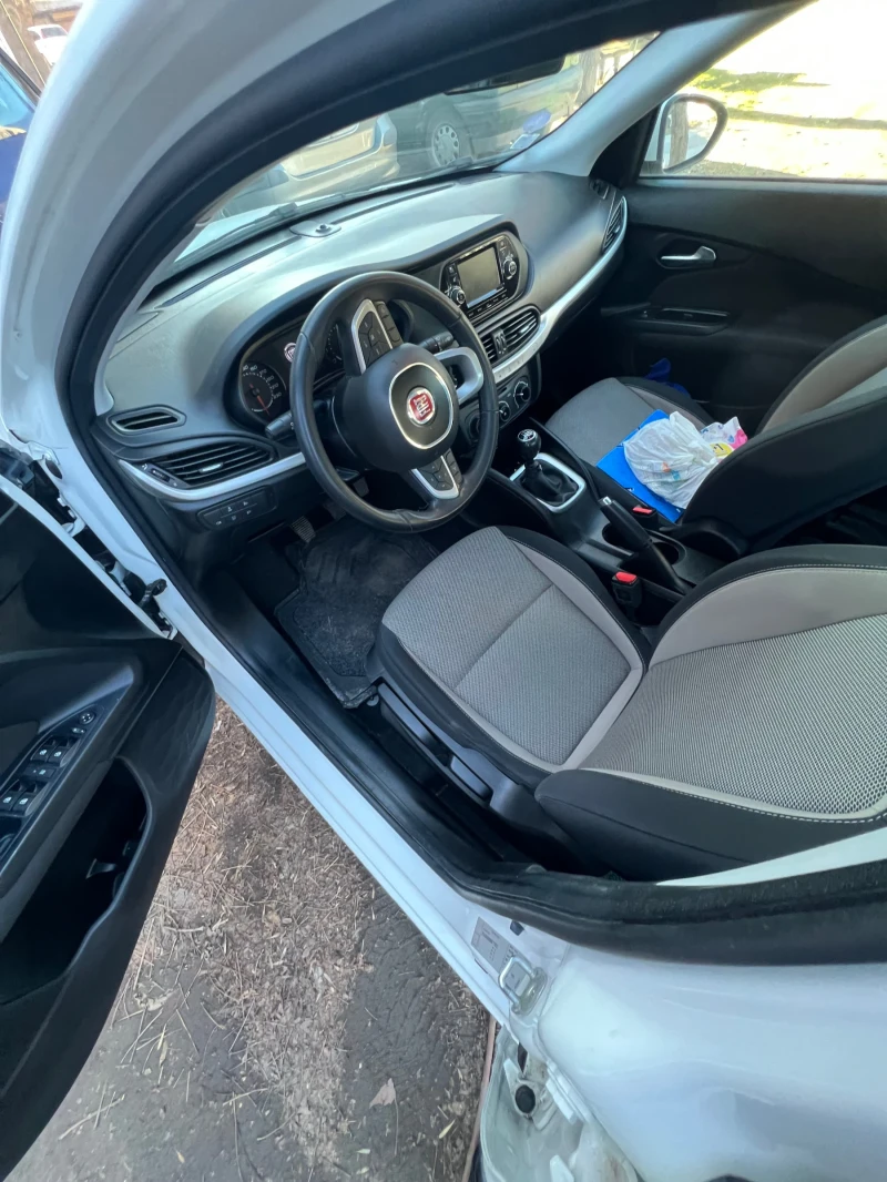 Fiat Tipo 1.4i, снимка 12 - Автомобили и джипове - 52968216