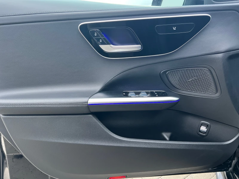 Mercedes-Benz C 200 4MATIC, снимка 10 - Автомобили и джипове - 53004918