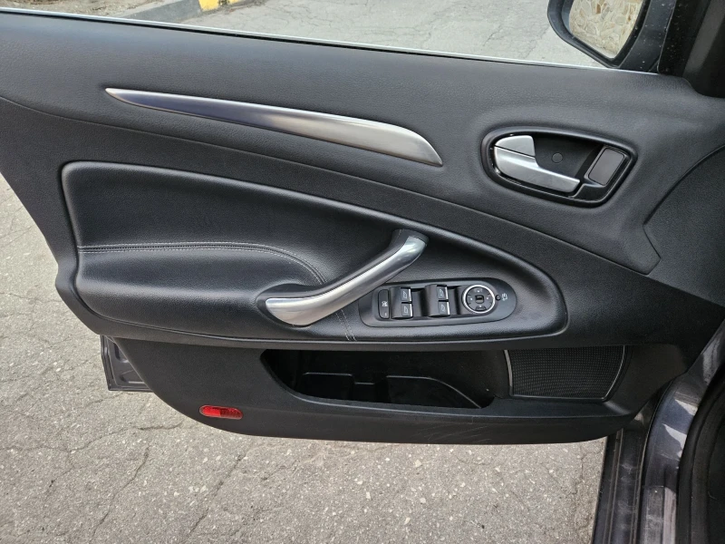 Ford Mondeo 1.8TDCI - TITANIUM, снимка 9 - Автомобили и джипове - 53587500