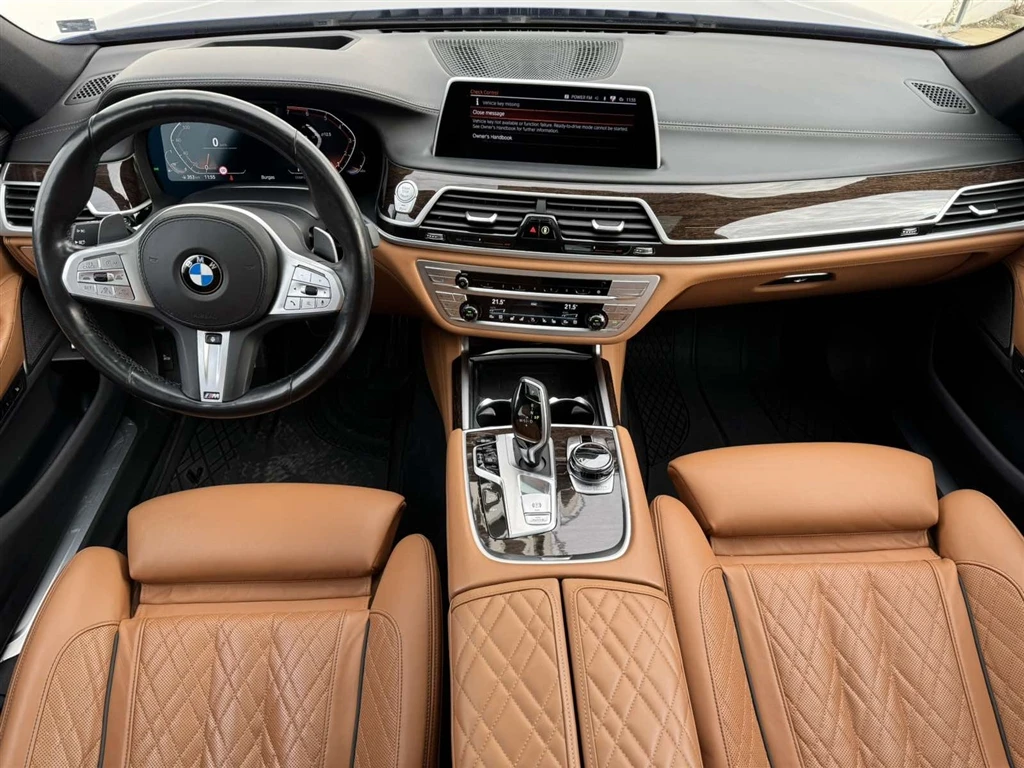 BMW 750 xDrive Sedan - изображение 6