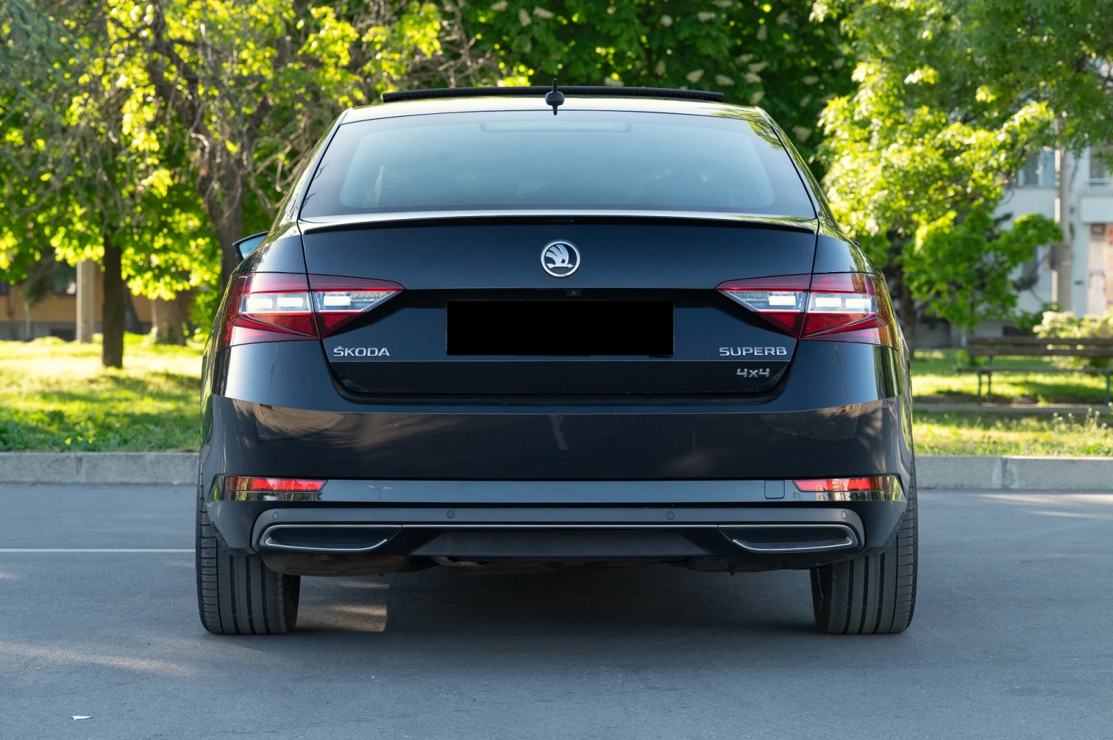 Skoda Superb Sportline 2.0 TDI 4x4 - изображение 4