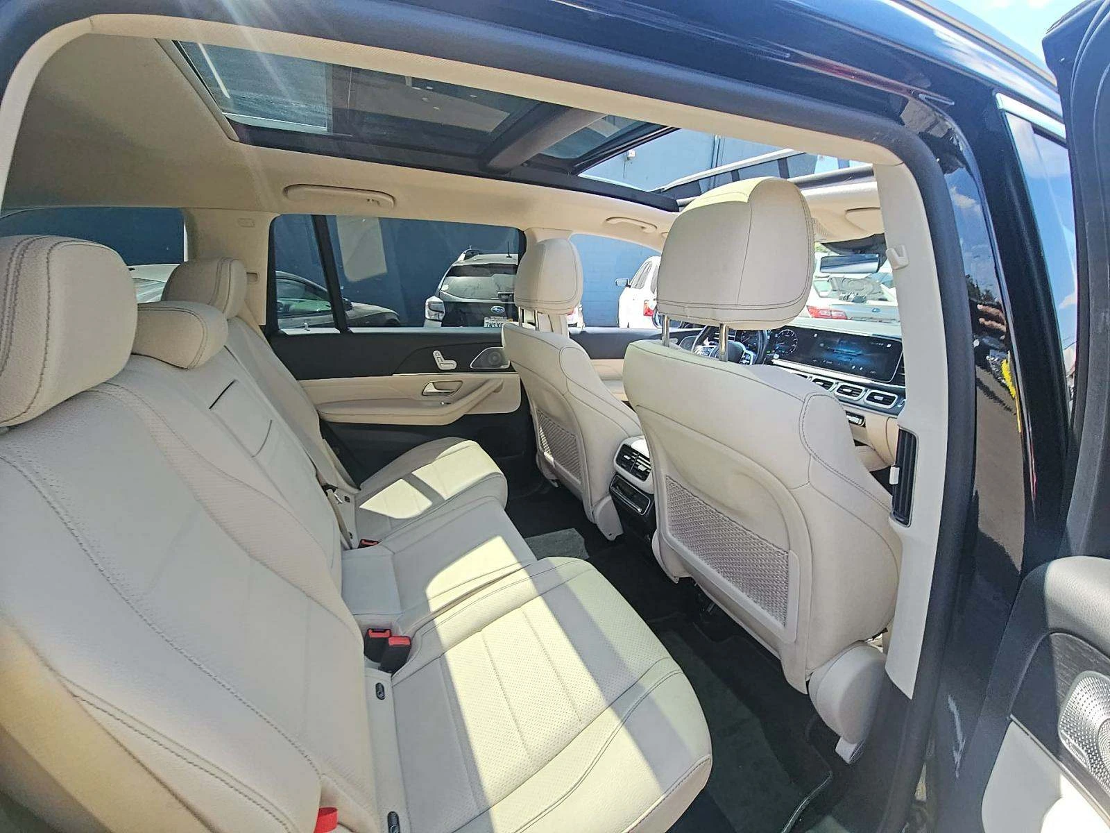 Mercedes-Benz GLS 450 4MATIC - изображение 10