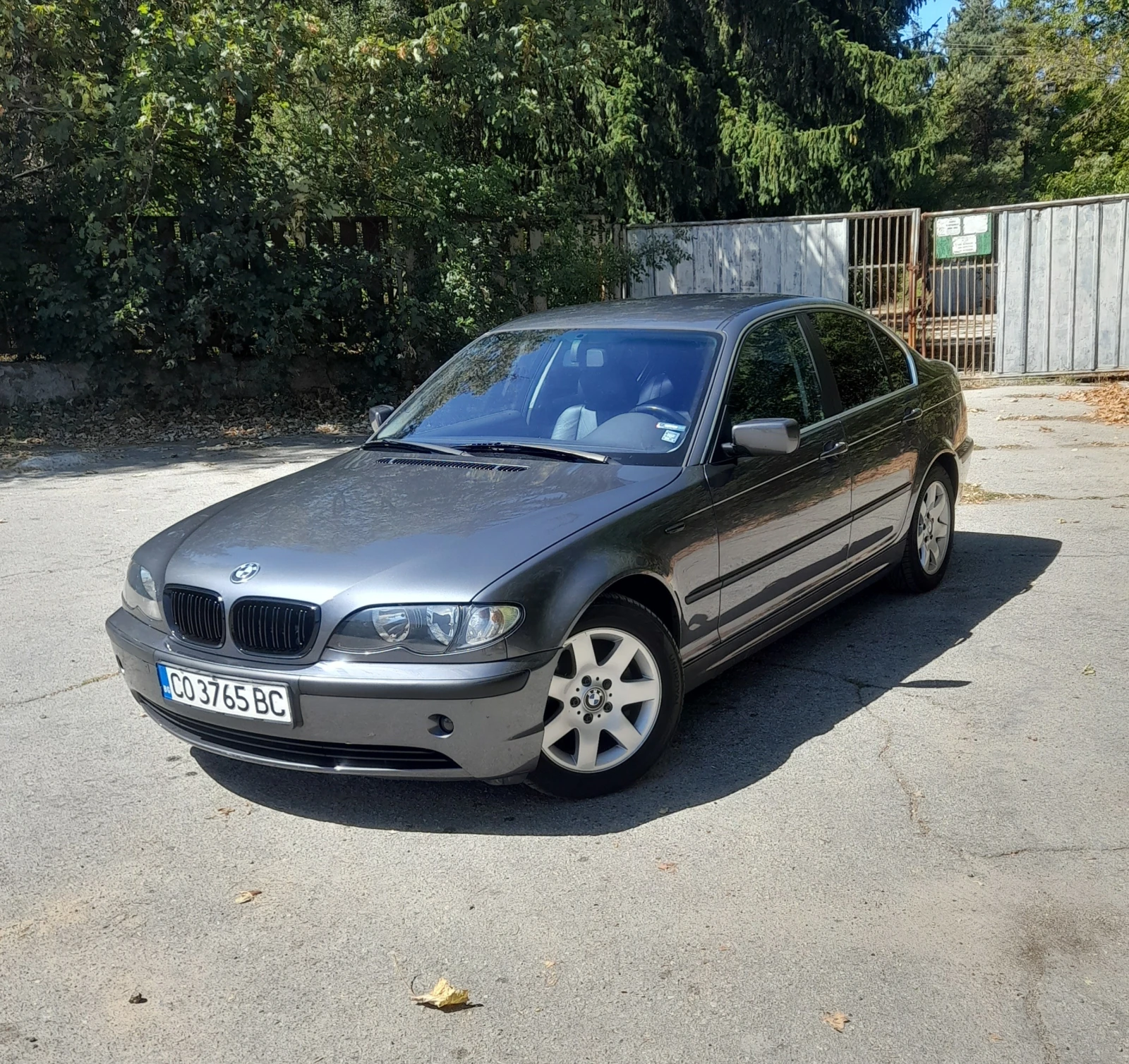 BMW 320  - изображение 2