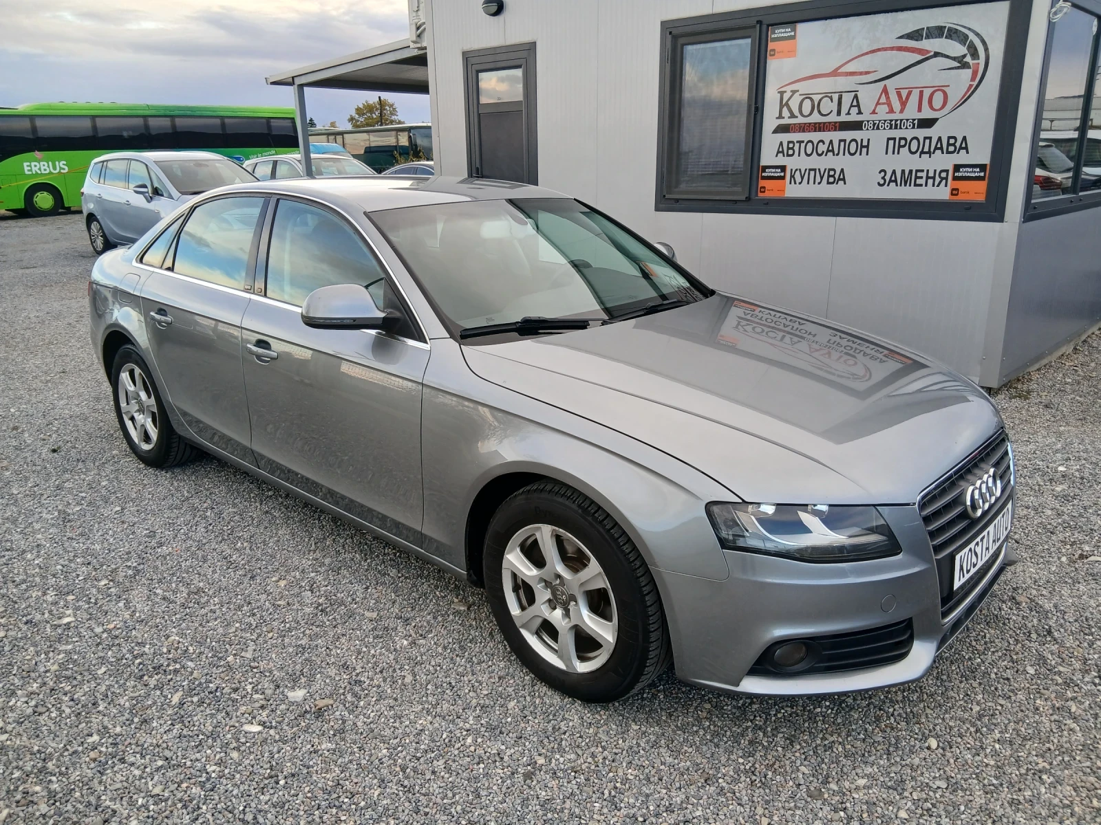 Audi A4 КАТО НОВ, снимка 2 - Автомобили и джипове - 52438660