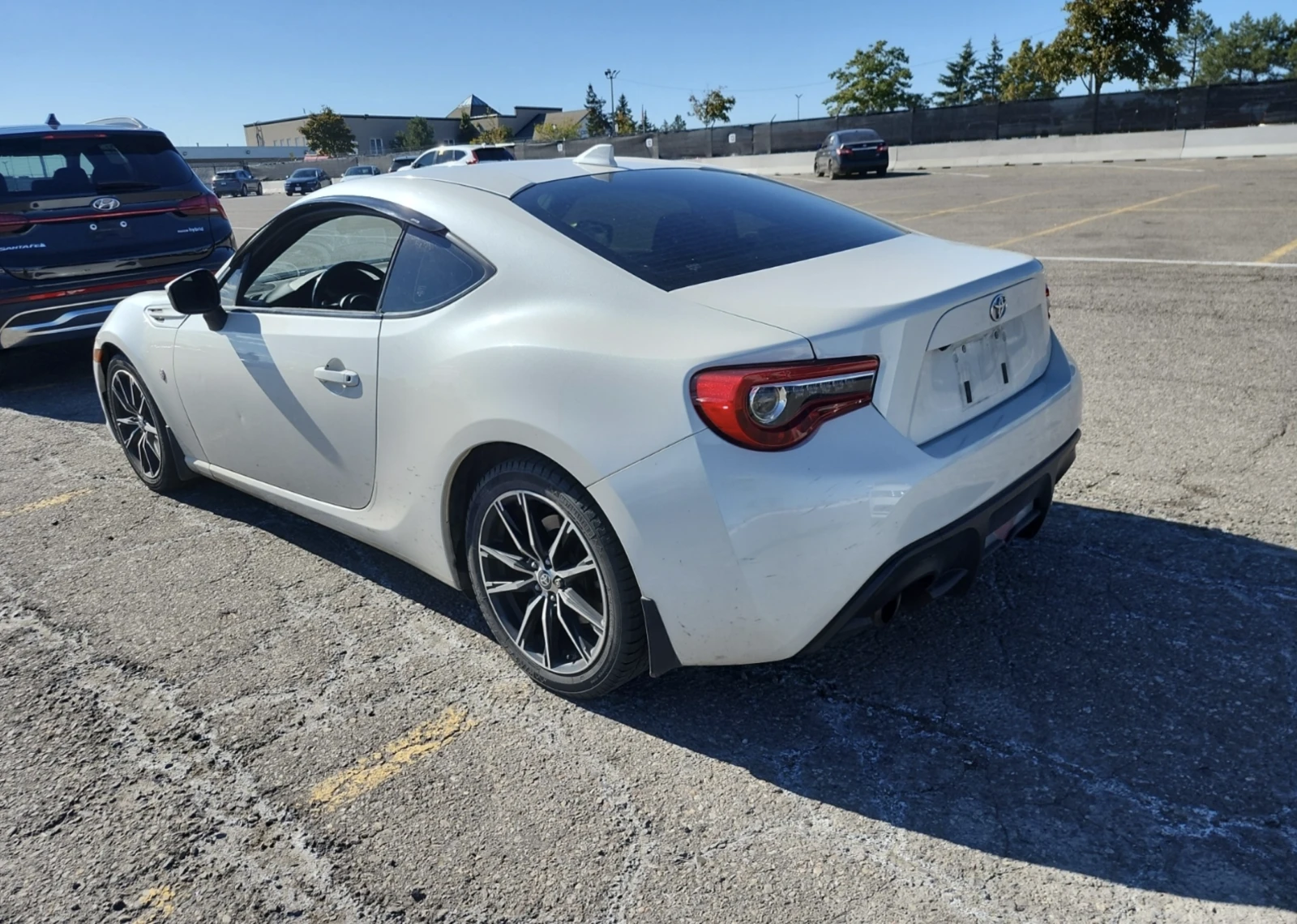 Toyota GT86 2DR CPE AUTO - изображение 4