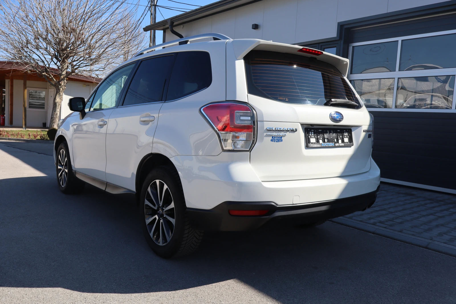 Subaru Forester 2.0D - изображение 7