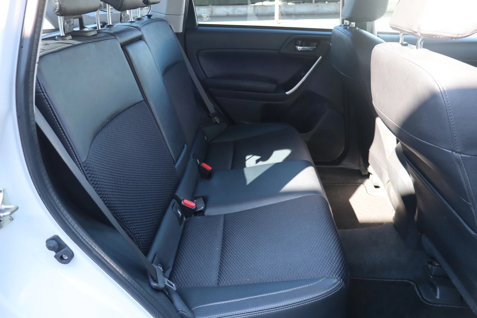 Subaru Forester 2.0D | Mobile.bg � ����������� 14