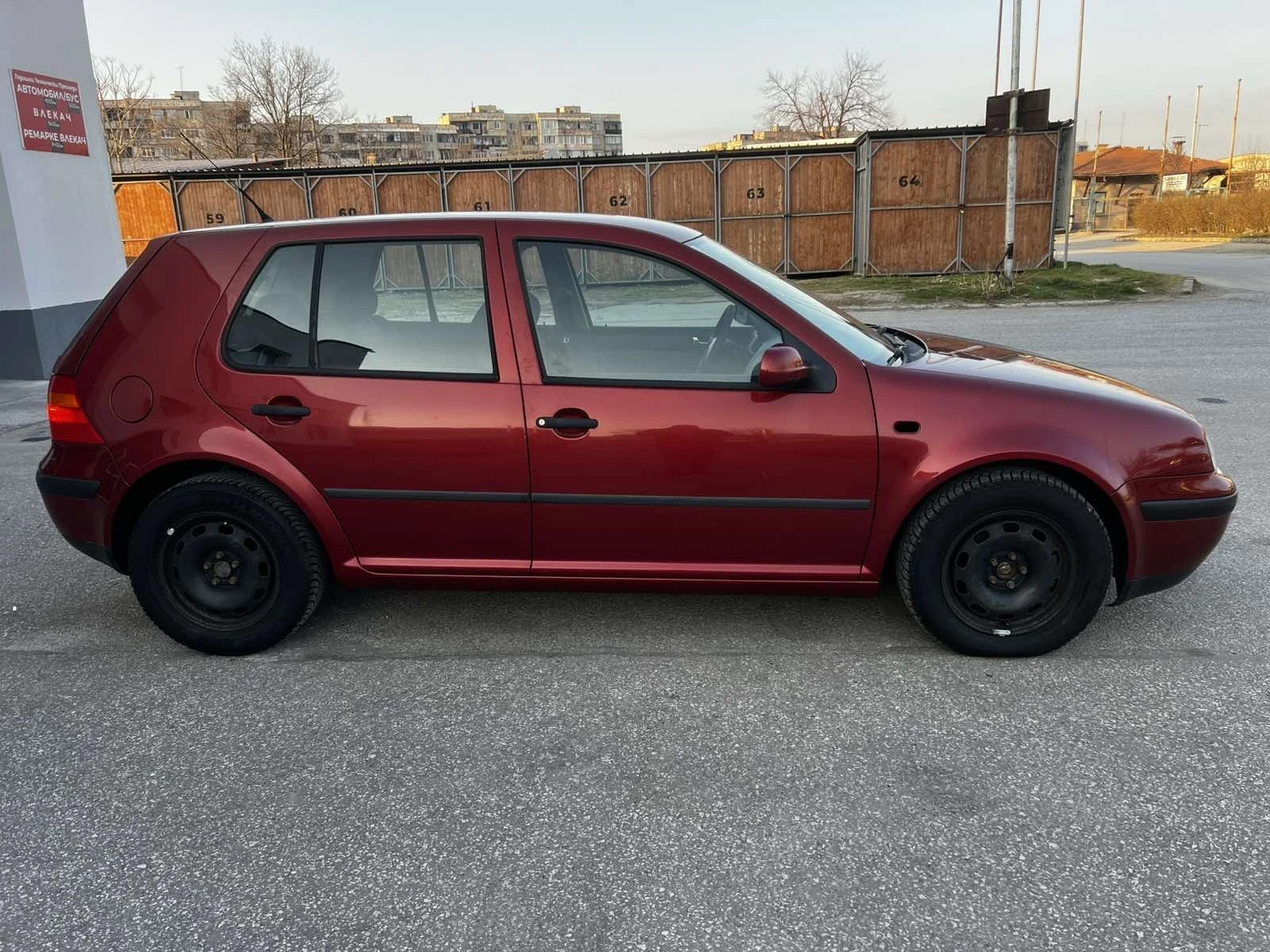 VW Golf, снимка 7 - Автомобили и джипове - 53921645