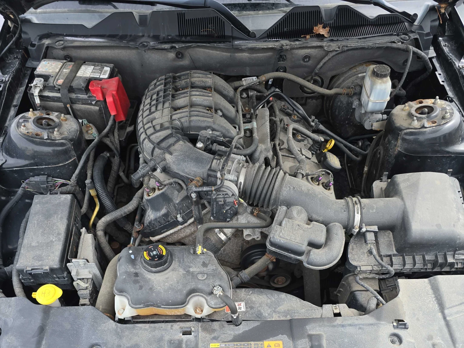 Ford Mustang 3.7 V6 * РЪЧКА * ПОДГРЕВИ * ЧЕРЕН КОЖЕН САЛОН , снимка 12 - Автомобили и джипове - 54082748