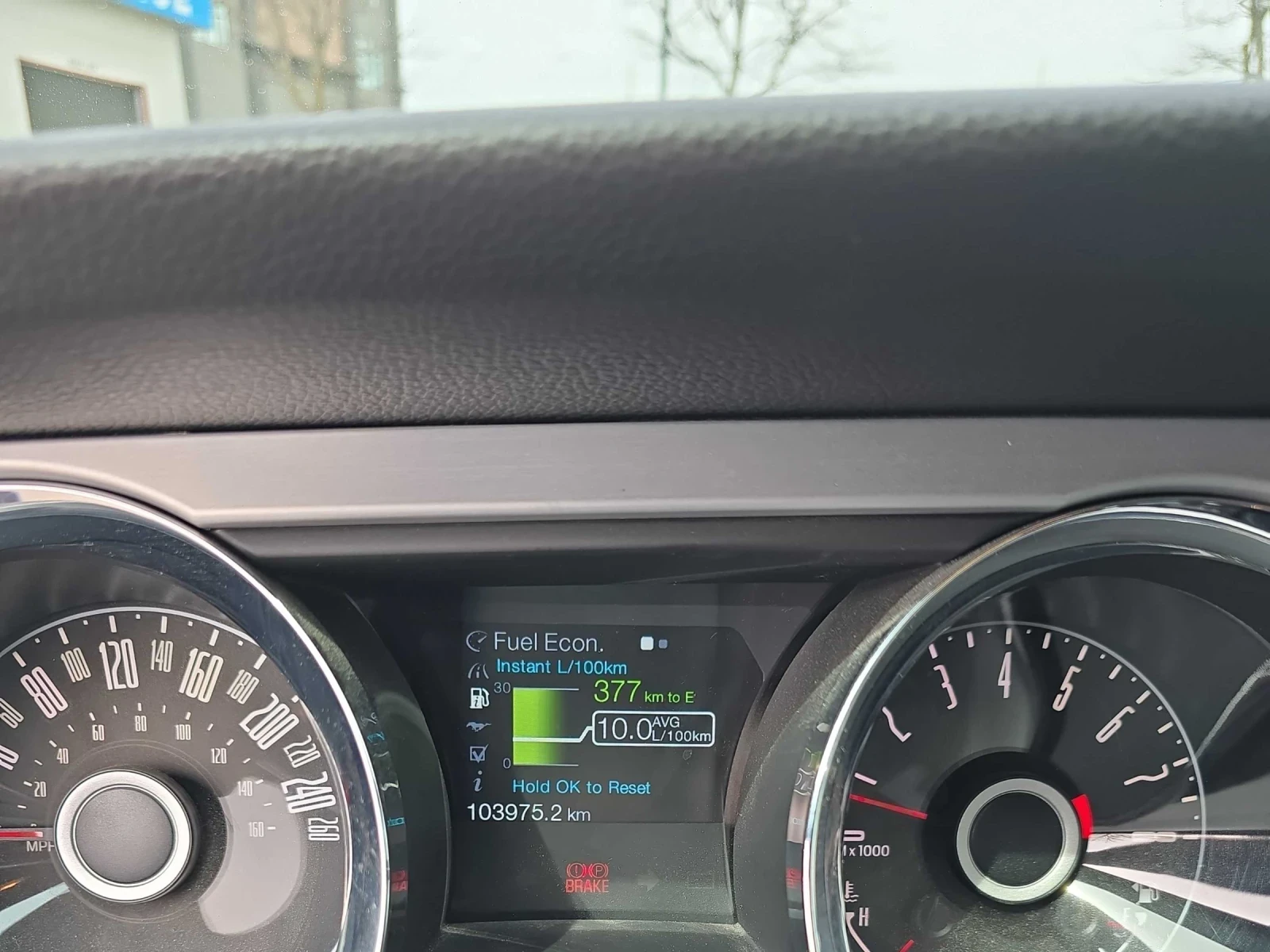 Ford Mustang 3.7 V6 * РЪЧКА * ПОДГРЕВИ * ЧЕРЕН КОЖЕН САЛОН , снимка 10 - Автомобили и джипове - 54082748