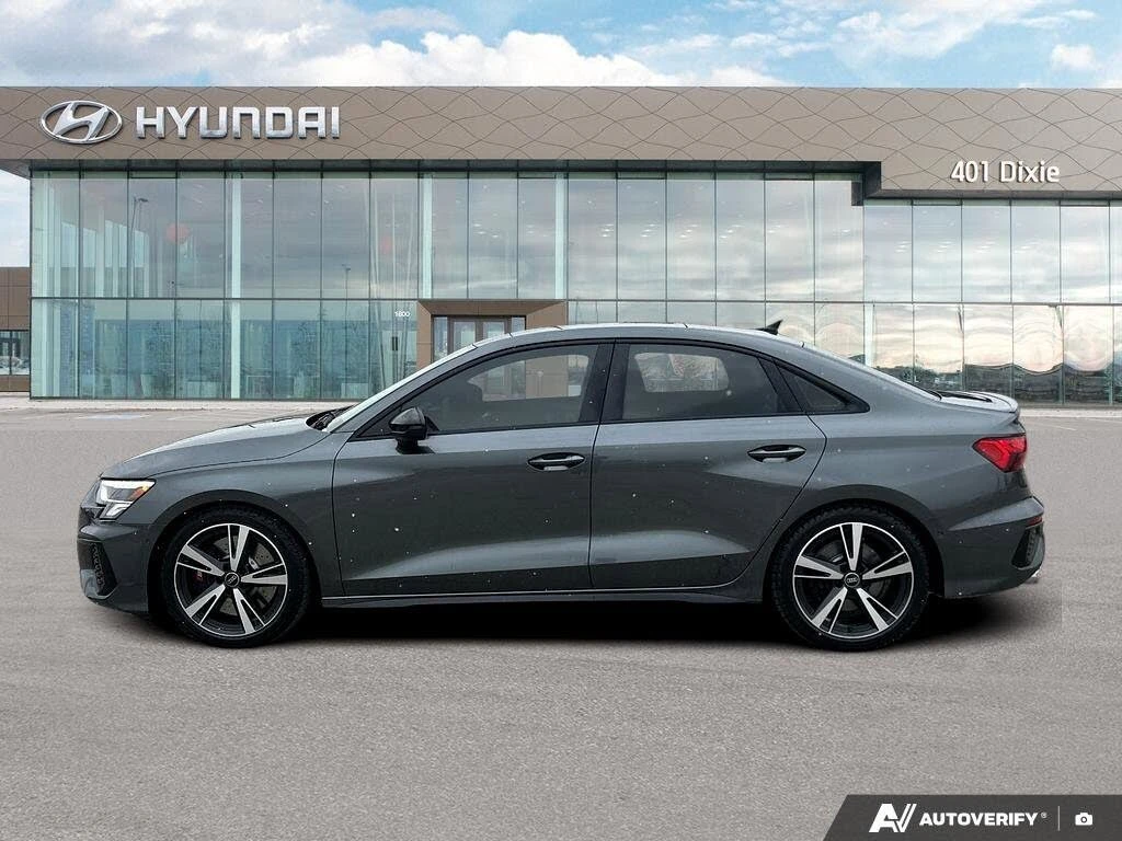 Audi S3 2.0T quattro Technik* АвтоКредит* (Цена до БГ) , снимка 2 - Автомобили и джипове - 54182443