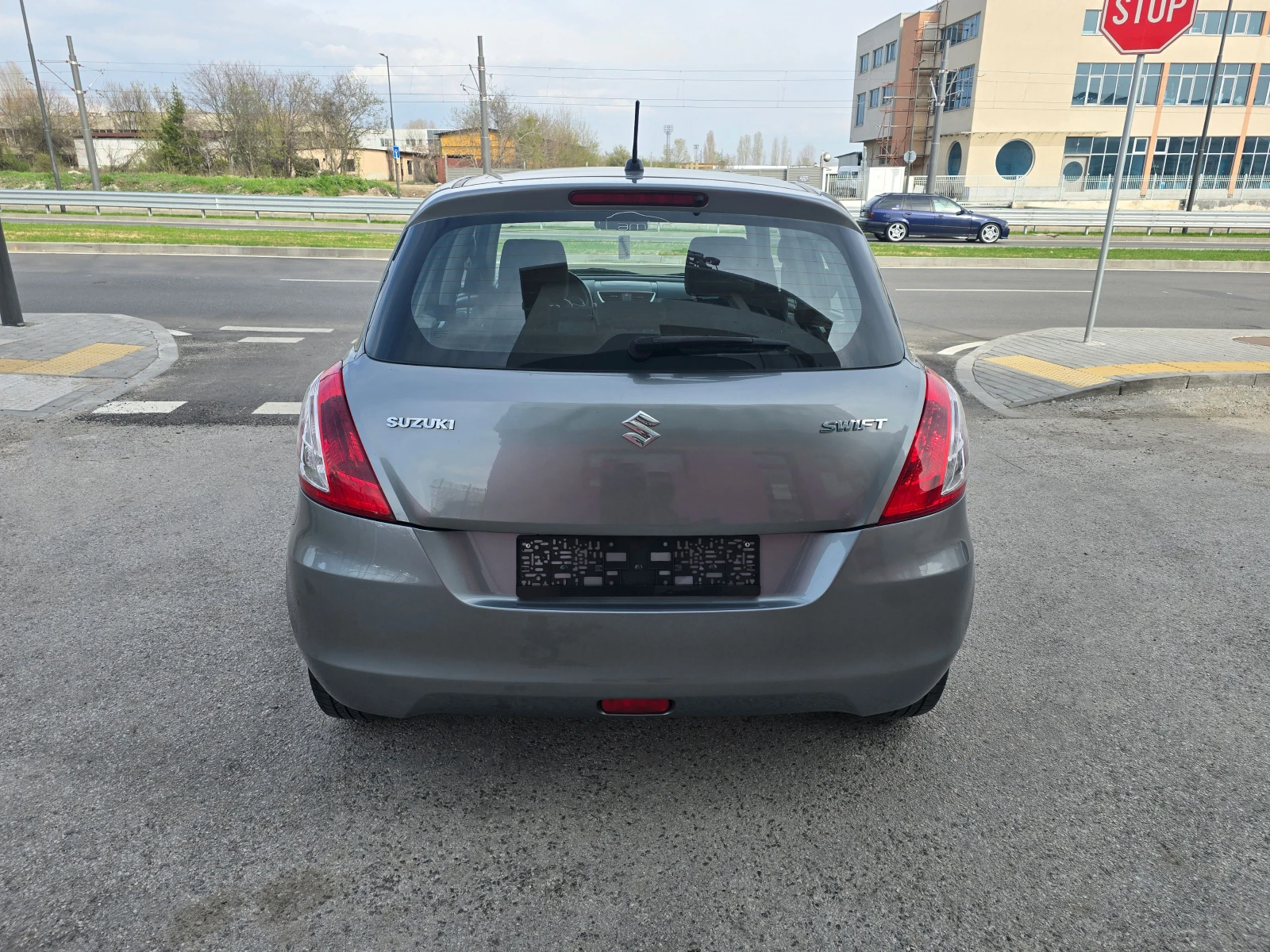 Suzuki Swift 1.2i / Euro 6, снимка 5 - Автомобили и джипове - 54239561