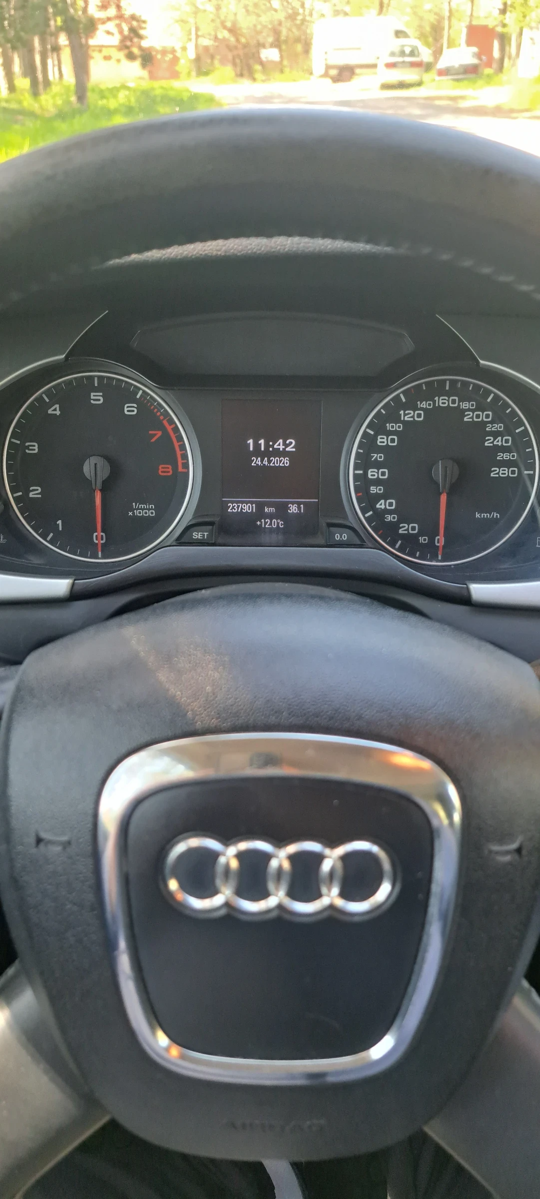 Audi A4 A4 1.8T, снимка 9 - Автомобили и джипове - 54300865