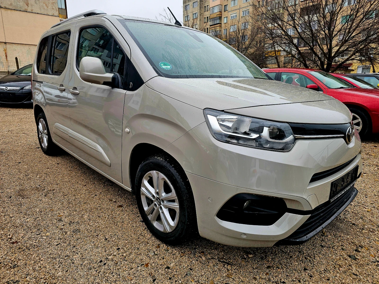 Peugeot Rifter 1.2i TURBO, снимка 3 - Автомобили и джипове - 54577024