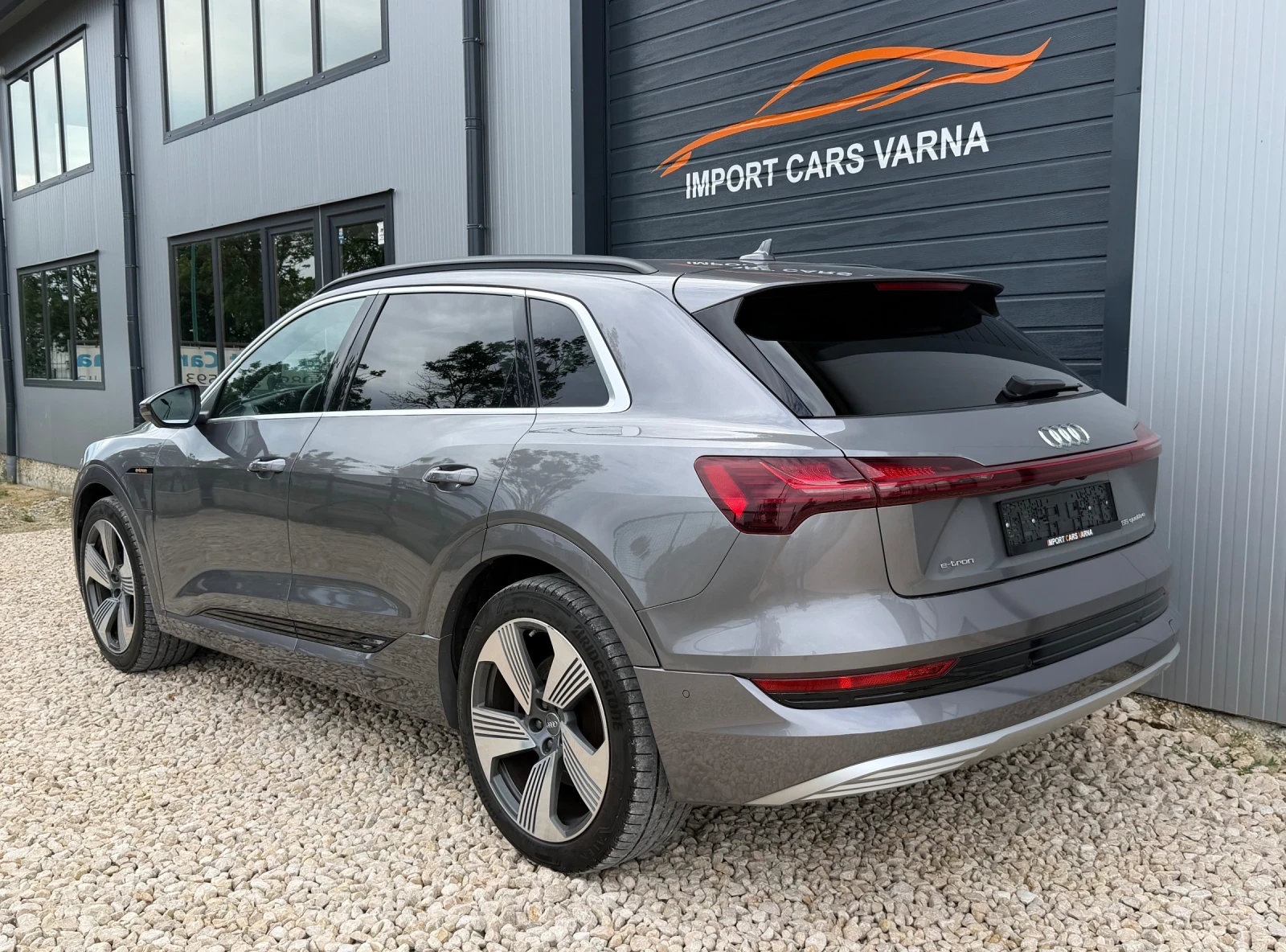 Audi E-Tron 55 Quattro 2019 Head up Panorama, снимка 6 - Автомобили и джипове - 54840186