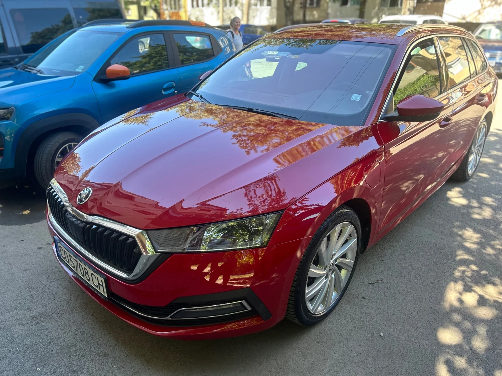 Skoda Octavia iV plug in , снимка 3 - Автомобили и джипове - 54901867