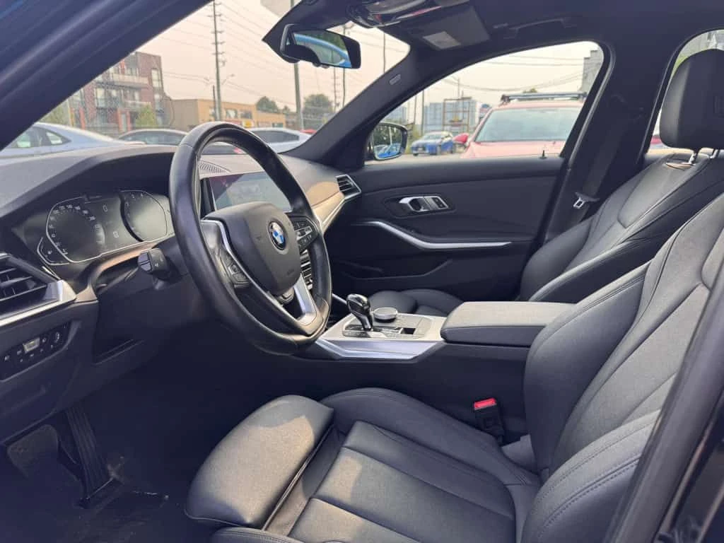 BMW 330 * 330i xDrive * CARFAX * ЦЕНА ДО БГ, снимка 6 - Автомобили и джипове - 54918428