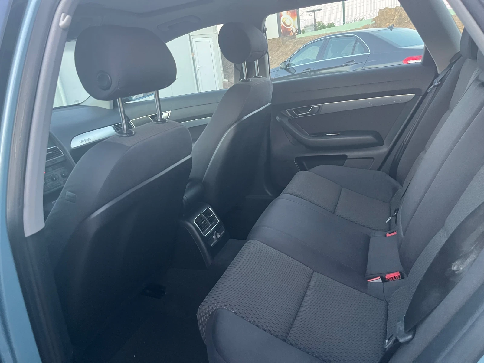 Audi A6 Avant 3.2 Quattro, снимка 15 - Автомобили и джипове - 54974174