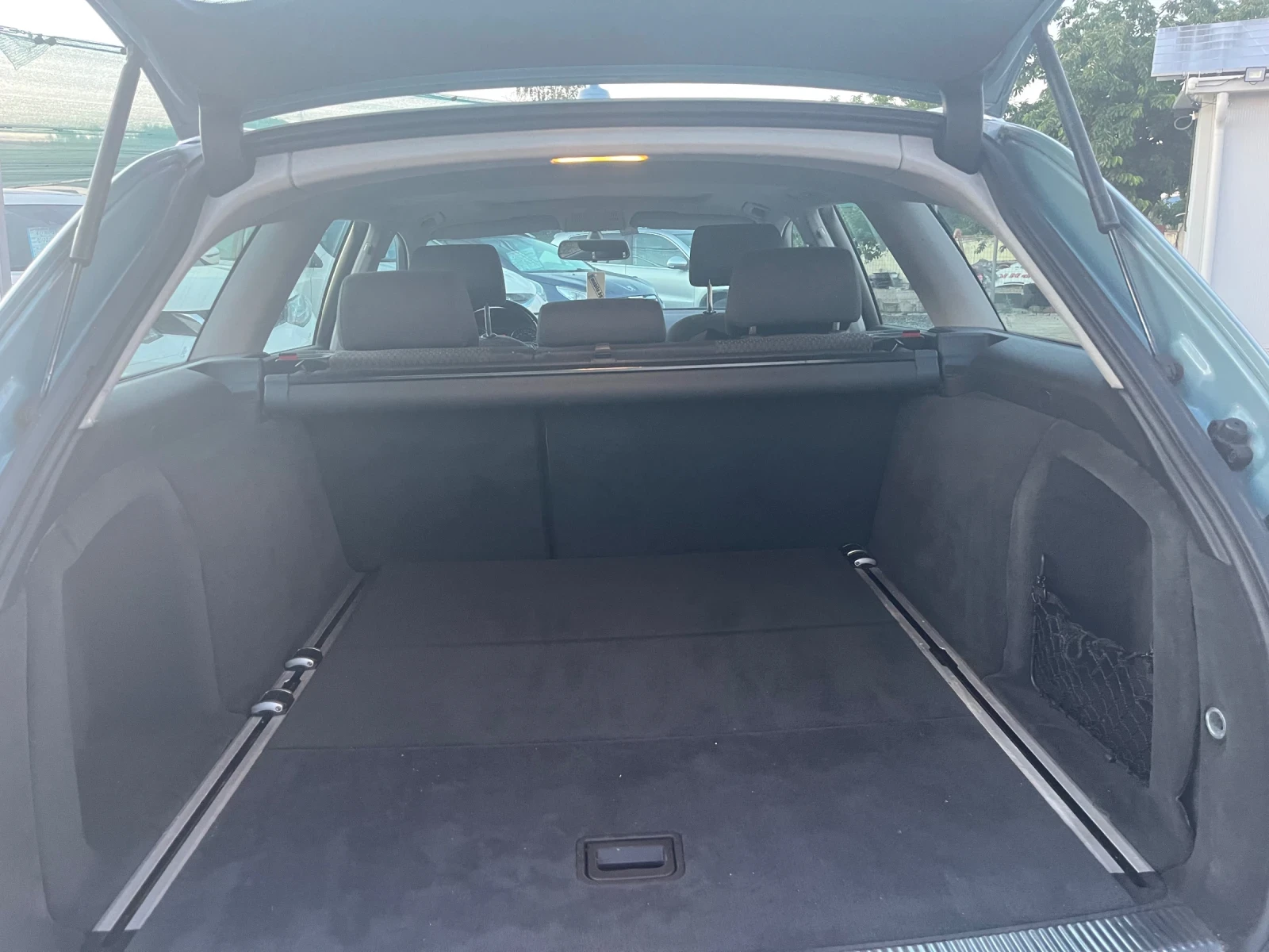 Audi A6 Avant 3.2 Quattro, снимка 16 - Автомобили и джипове - 54974174