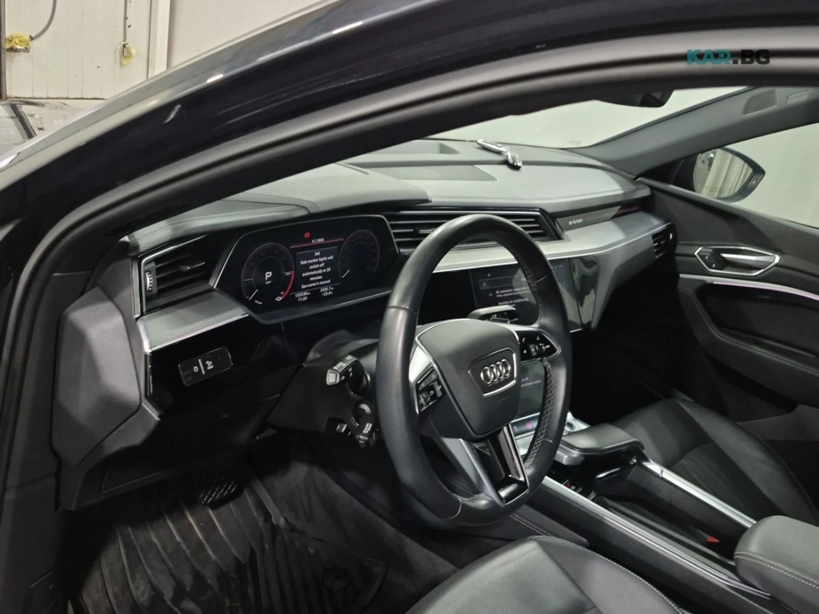 Audi E-Tron SPORTBACK * TECHNIK* AвтоКредит * (ЦЕНА ДО БГ), снимка 11 - Автомобили и джипове - 55327696