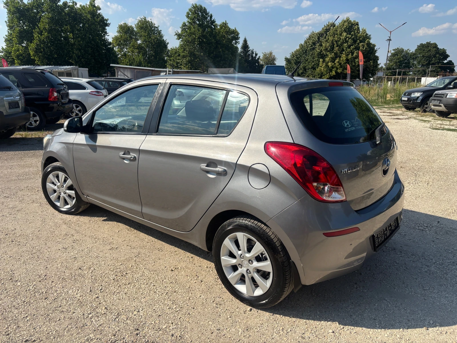 Hyundai I20 2014+ ����+ 1.3+ ���+ 148��+ �.�������-���� ���� | Mobile.bg � ����������� 6