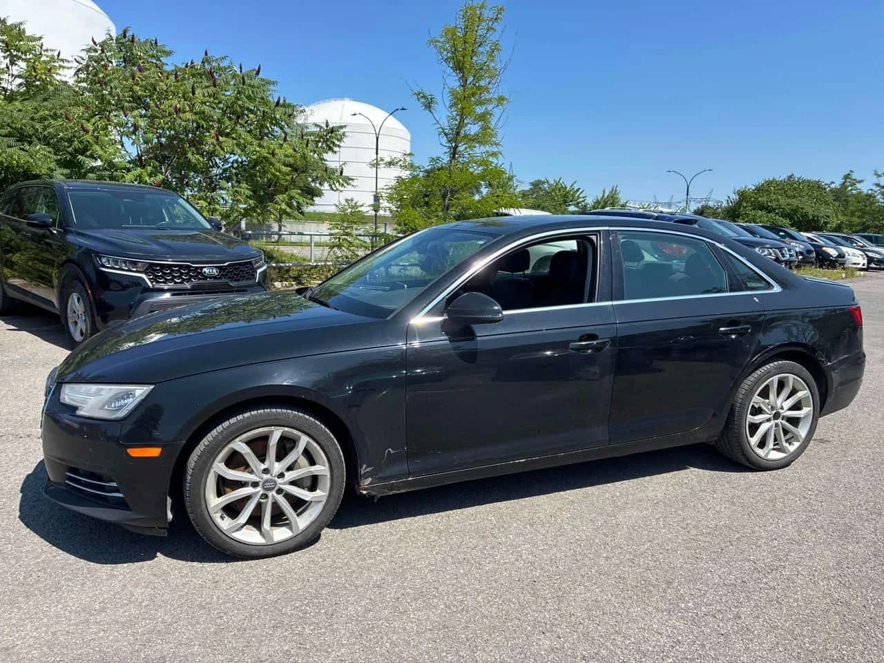 Audi A4 QUATTRO * ГЛАВНО ПРЕДСТАВИТЕЛСТВО НА AUDI* , снимка 3 - Автомобили и джипове - 55614071
