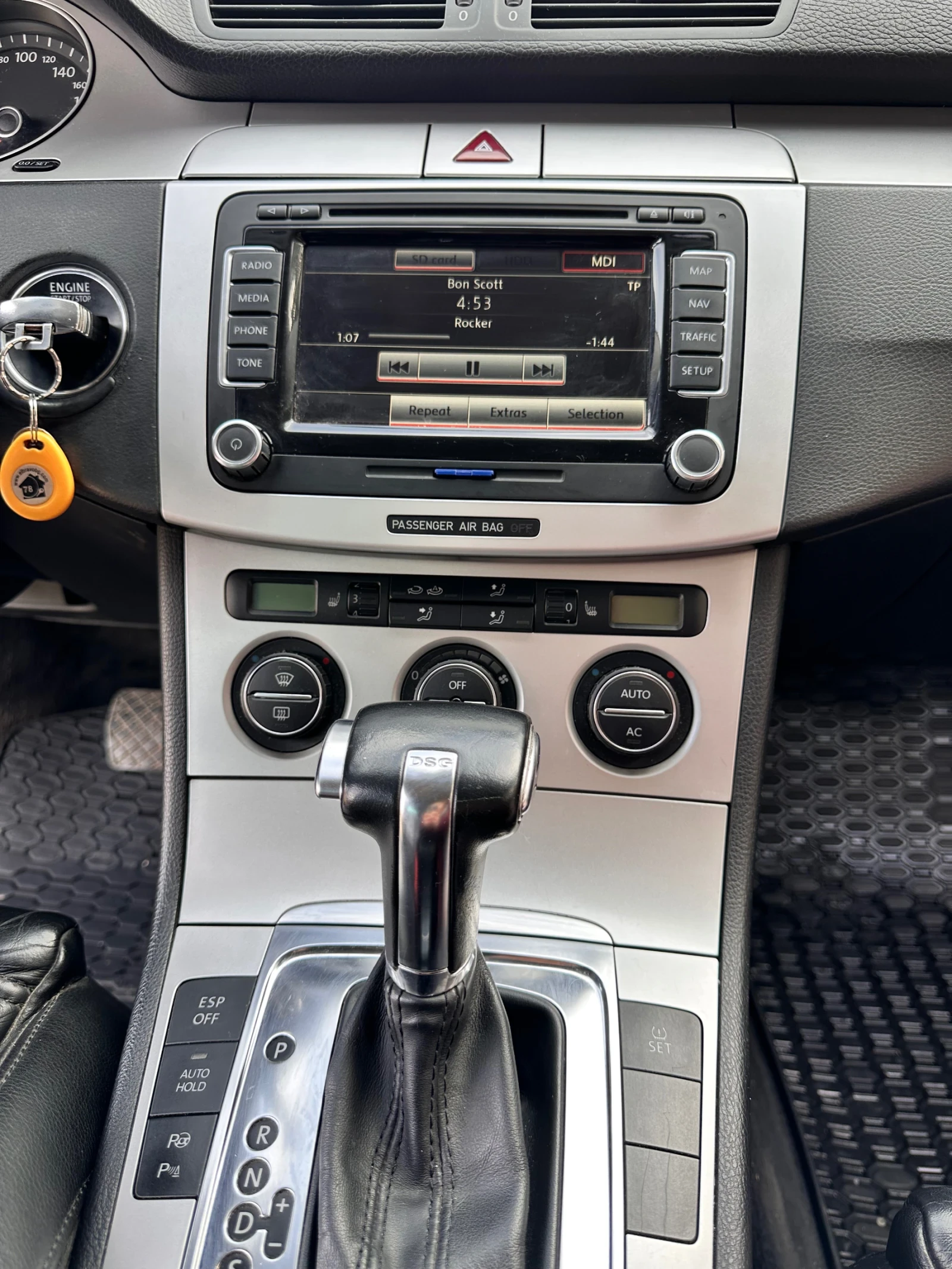 VW Passat, снимка 7 - Автомобили и джипове - 56167638