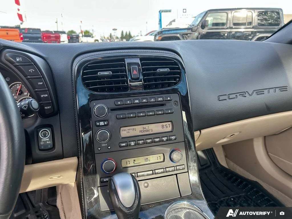 Chevrolet Corvette 2LT Coupe RWD, снимка 11 - Автомобили и джипове - 55971366