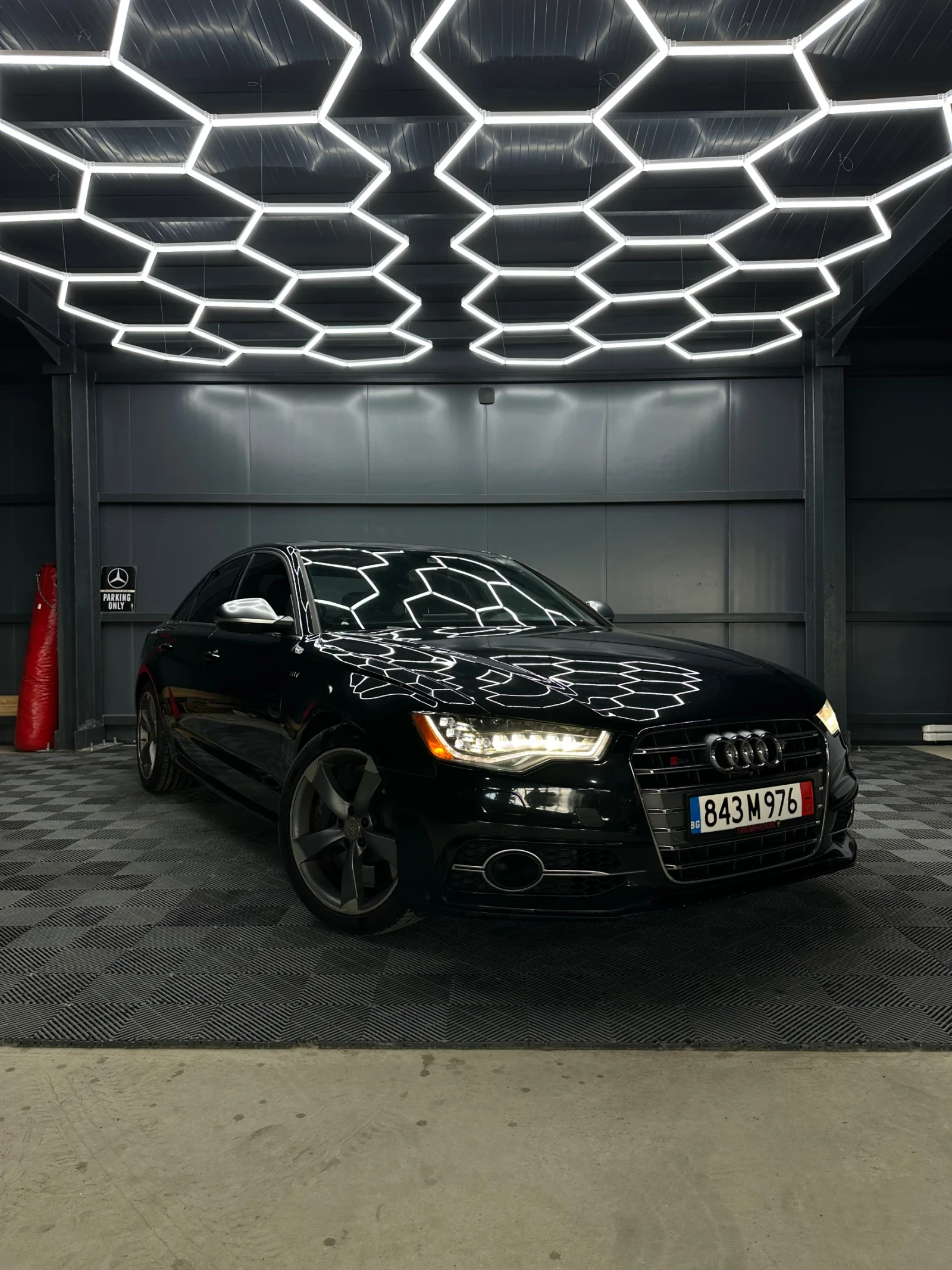 Audi S6 * ДИСТРОНИК * ОБДУХВАНЕ * МАСАЖИ * B&O * 