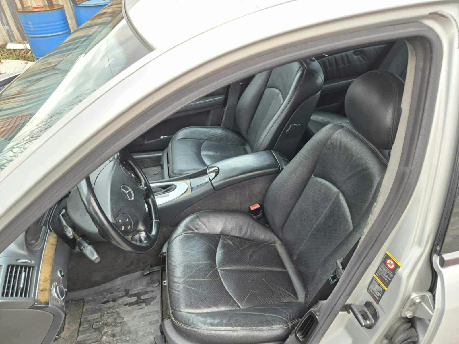 Mercedes-Benz E 270, снимка 10 - Автомобили и джипове - 56303792